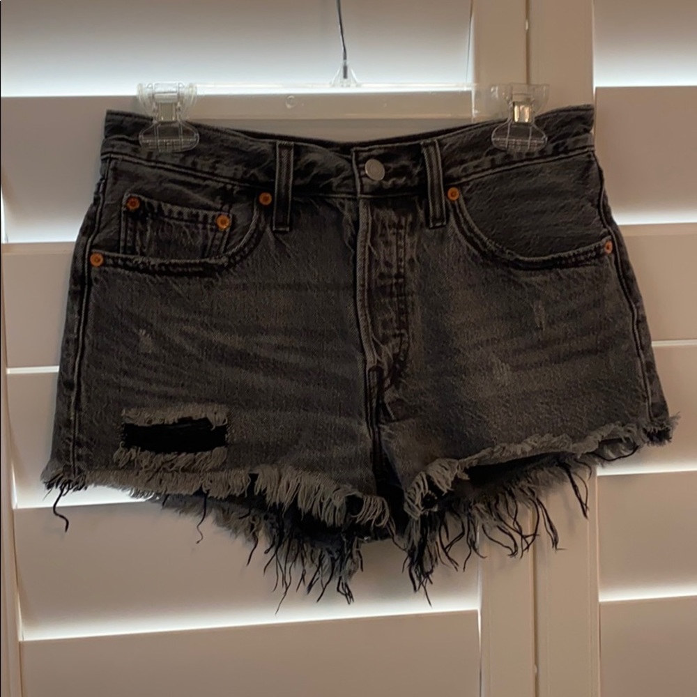 Levi’s black denim cutoff shorts